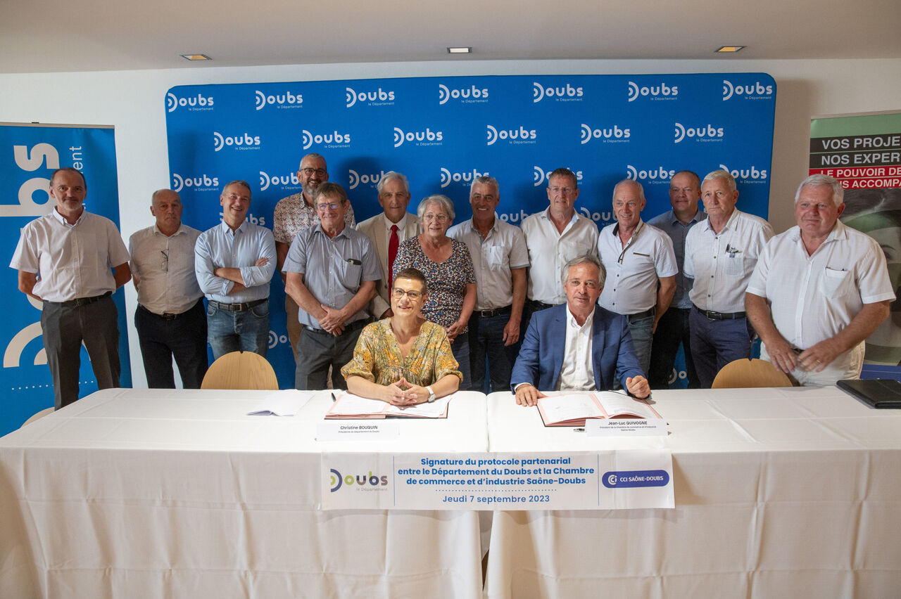 Signature partenariat Département Doubs - CCI Saône-Doubs 