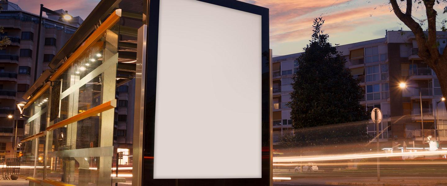 Publicité lumineuse rue